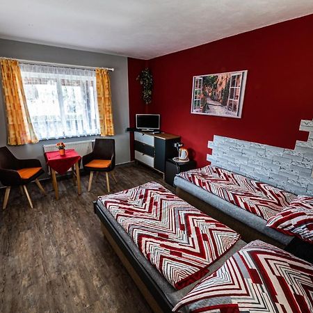 Penzion U Tulaka Dobřichovice Exteriör bild