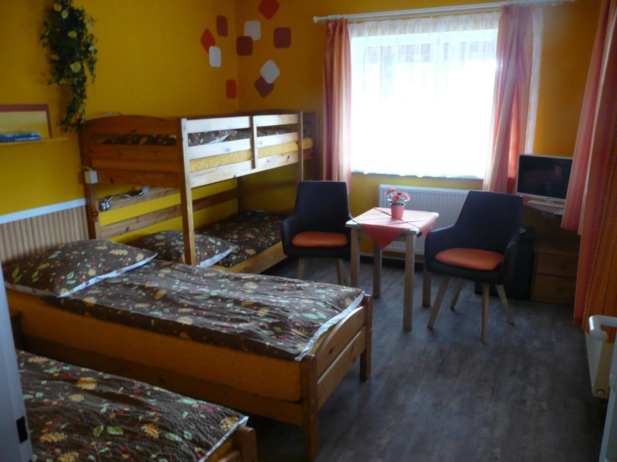 Penzion U Tulaka Dobřichovice Exteriör bild